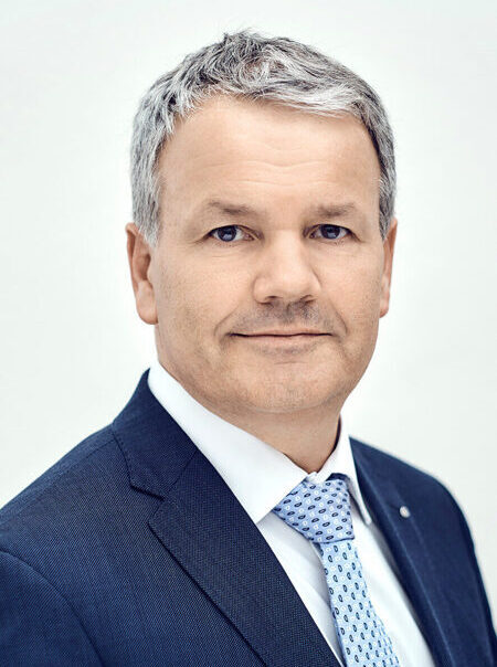 Felix Weber, Chairman of the Executive Board and Head of Client and Partner Management
Suva